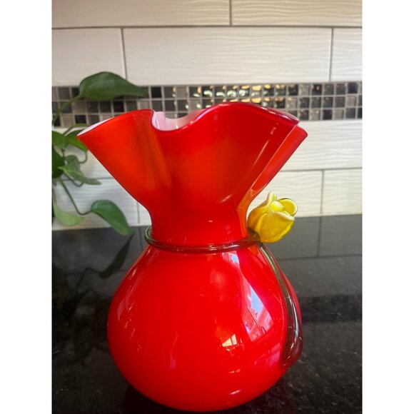 Beautiful Vintage Murano 9" Red Cased Art Glass Vase Applied Yellow Rose Flower - Picture 3 of 9